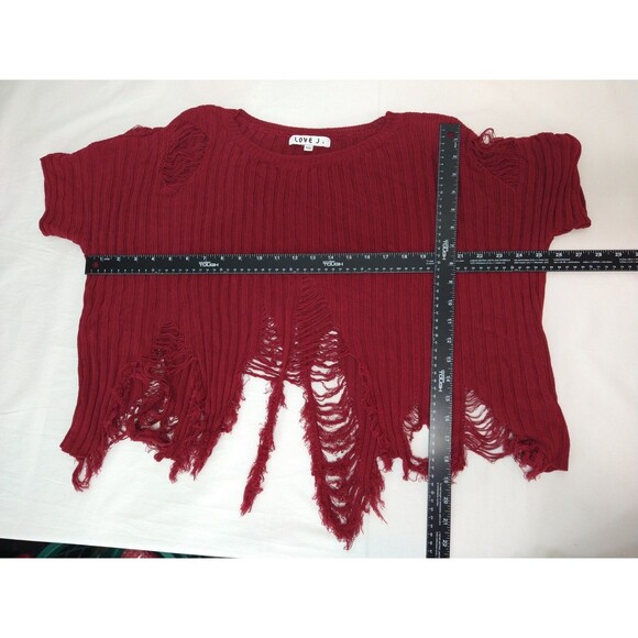 Love J Size M Distressed Cropped Short Sleeve Fringe Thrashed Red Wine Sweater - Picture 3 of 13